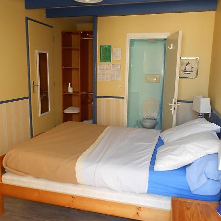 Hotel Le Cargo Rochefort  Esterno foto